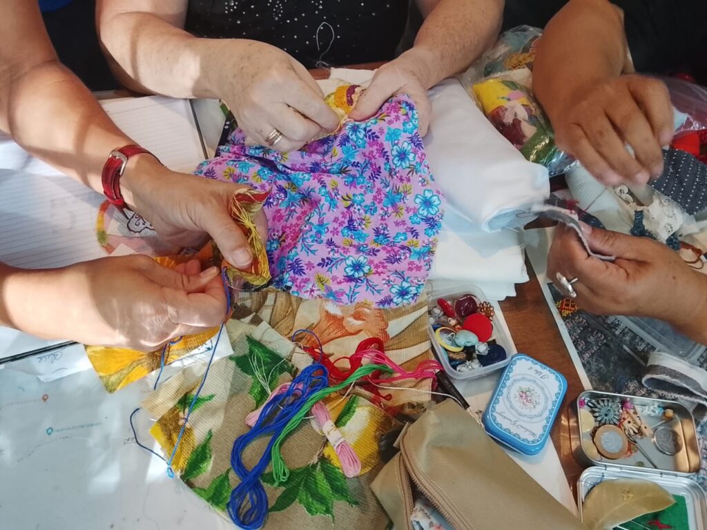 Projeto itinerante leva arte do bordado para diferentes bairros de Campinas
