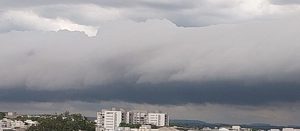Estado de São Paulo está em alerta para chuva forte entre domingo e terça-feira