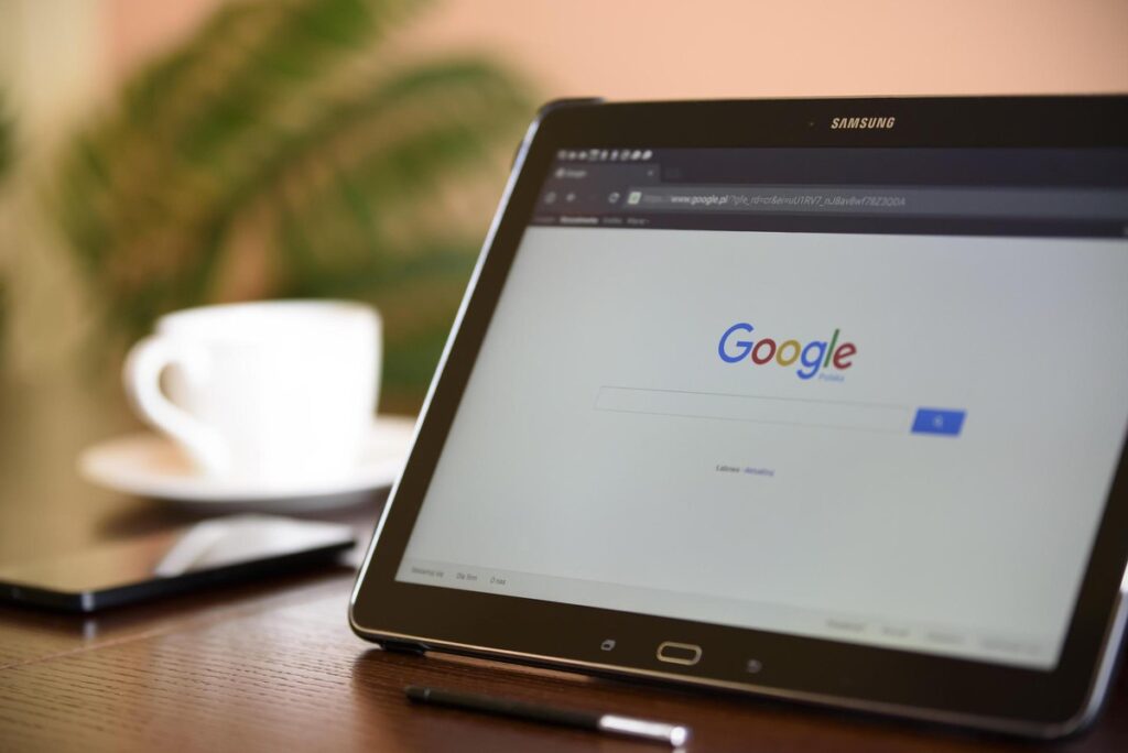 Google retira queixa antitruste na UE contra Microsoft após nova investigação ser lançada