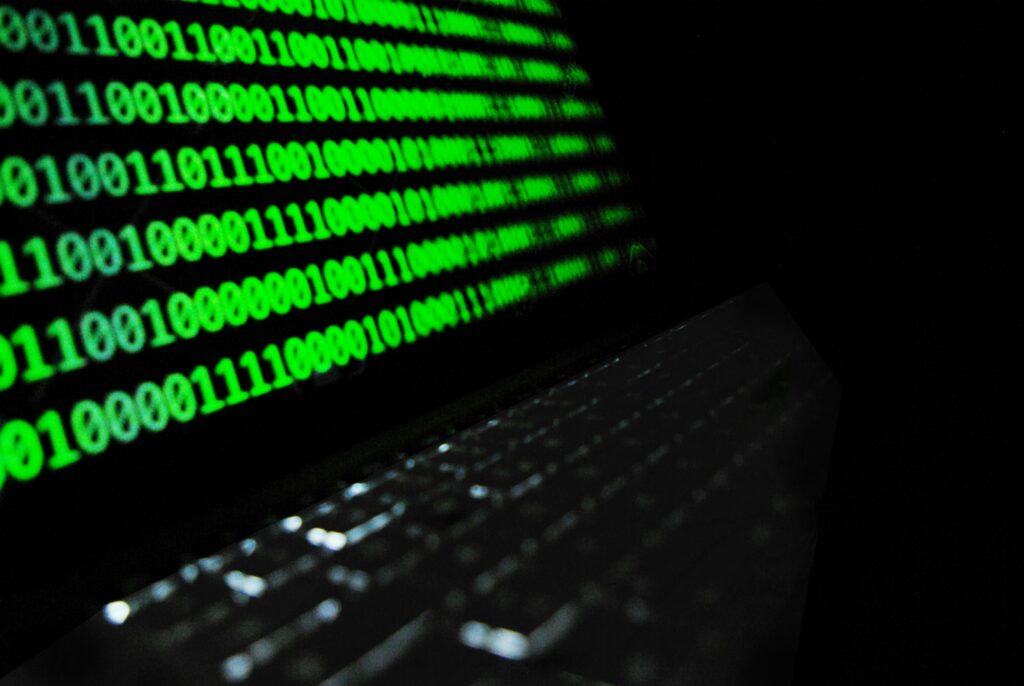Divergência no endereço de IP não comprova fraude de contrato