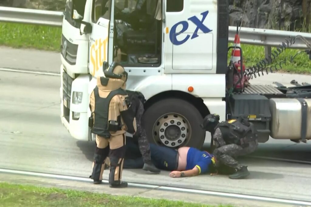 Motorista confessa ter forjado sequestro e bomba falsa que travaram o Rodoanel em SP