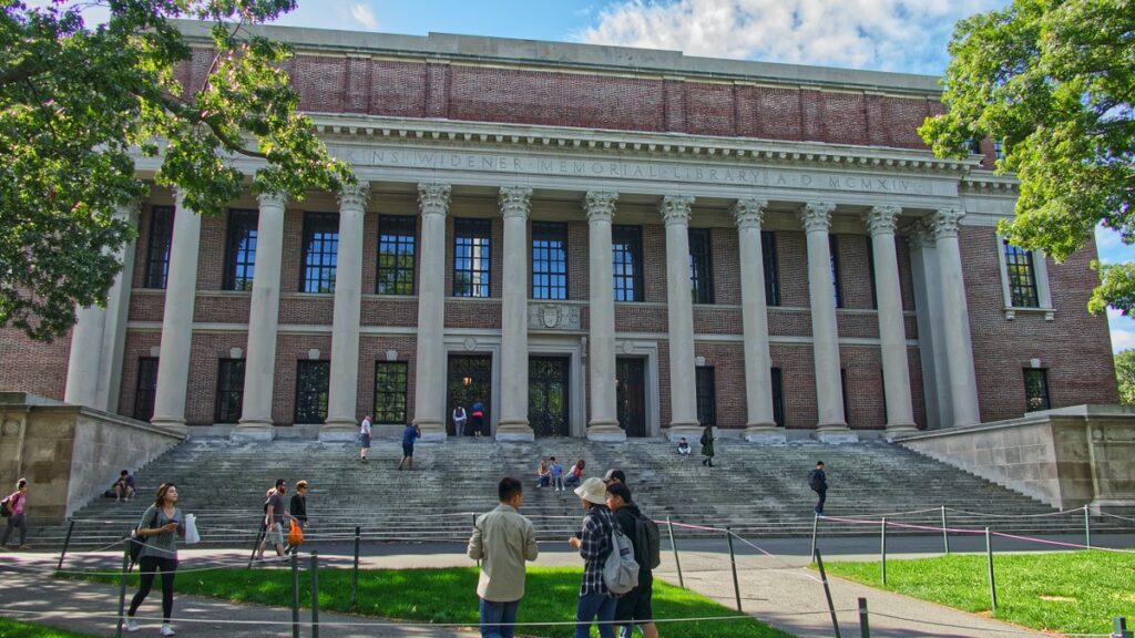 EUA têm queda de 17% no número de estudantes internacionais, aponta relatório | Mundo