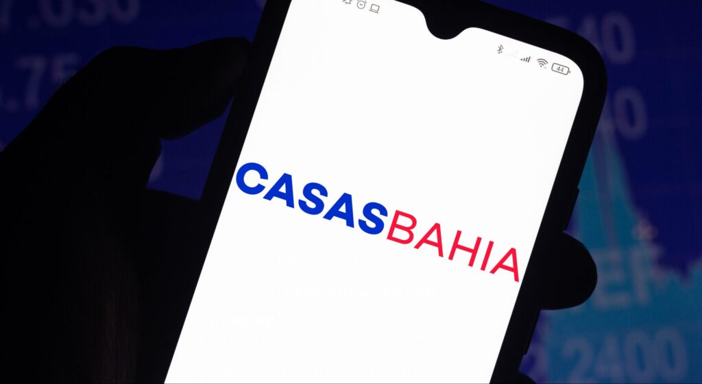 Casas Bahia segue evolução, mas “ponto fraco” continua e ações caem forte após 3T
