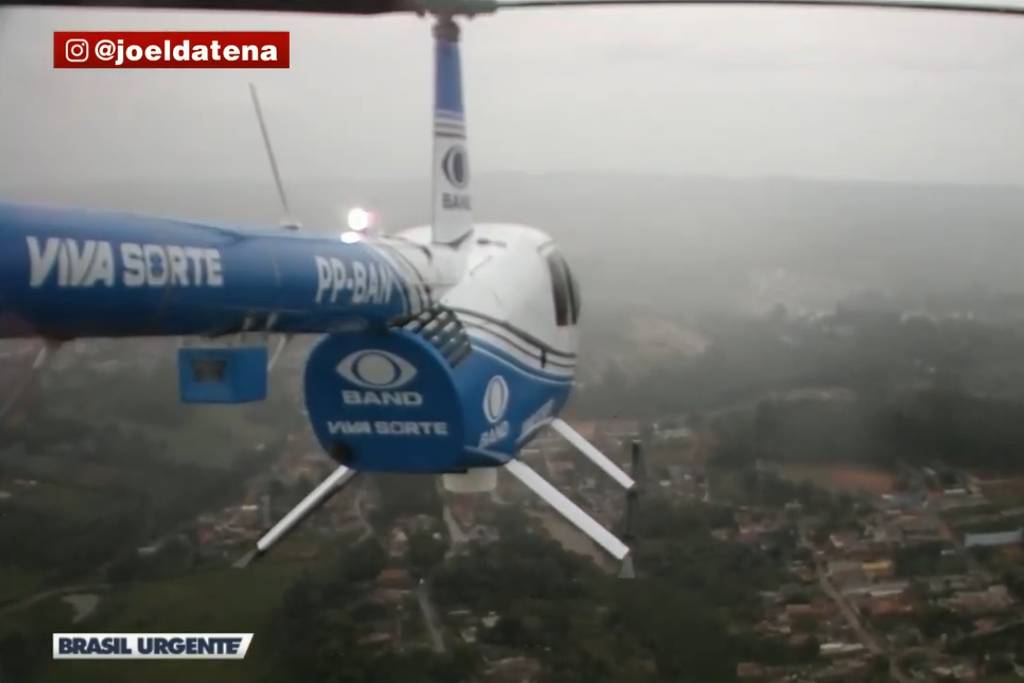 Helicóptero da Band faz pouso de emergência em Guarulhos - 29/12/2025 - Cotidiano