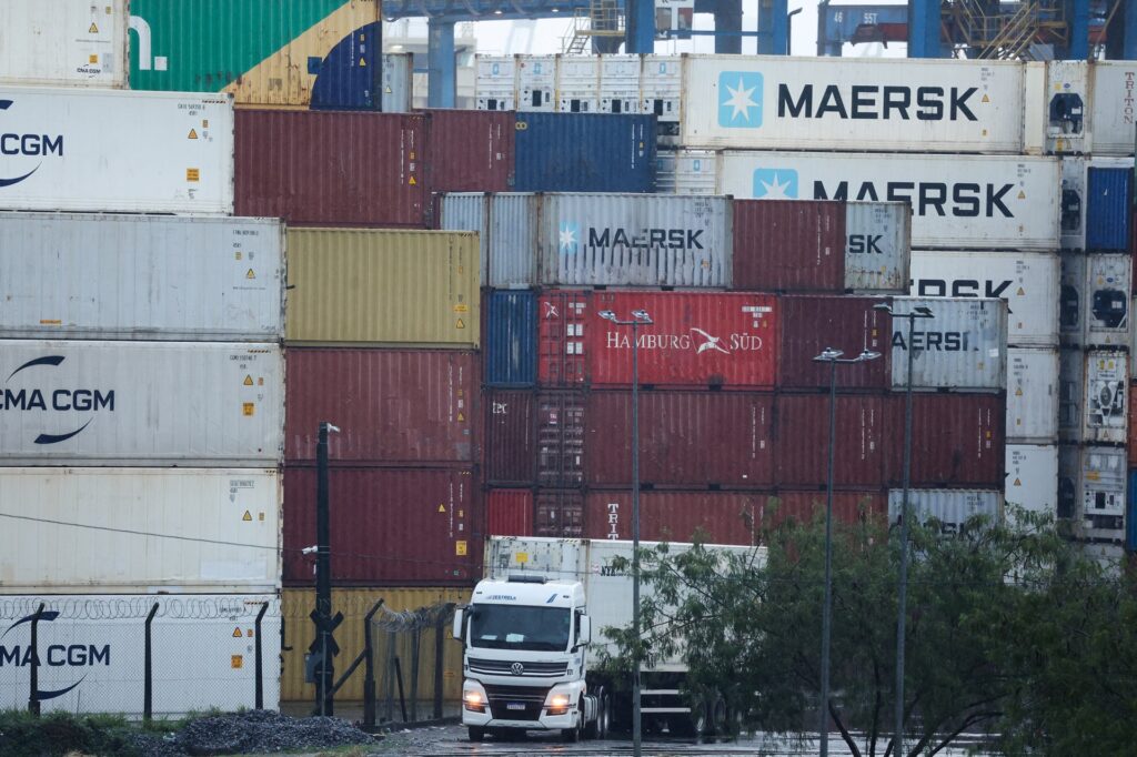 Gigante alemã compra 50% de novo porto no Espírito Santo