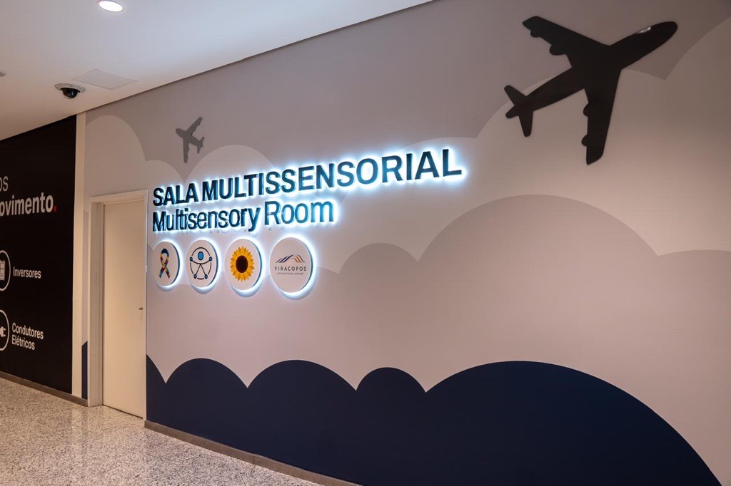 Aeroporto de Viracopos, em Campinas, inaugura Sala Multissensorial para acolhimento de pessoas neurodivergentes