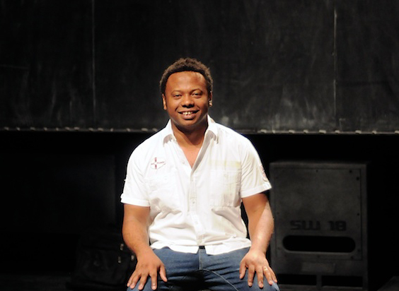 Cia de Teatro Heliópolis promove oficina gratuita com Miguel Rocha e anuncia atividades de 2026