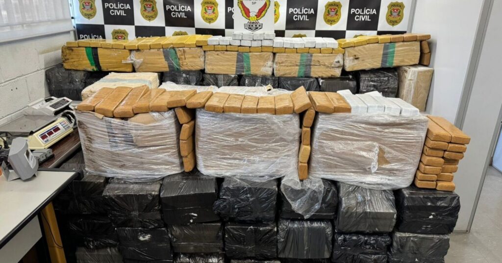 Polícia apreende 1,5 tonelada de maconha em Santa Bárbara