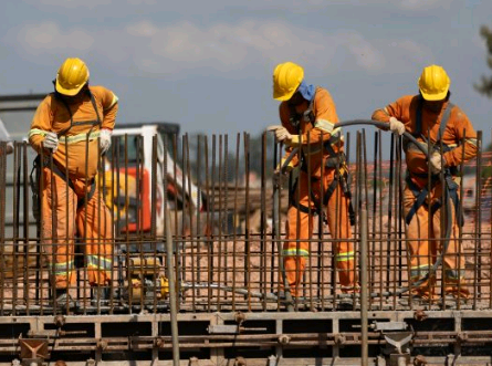 Número de trabalhadores desocupados cai 30% em dois anos no estado de SP