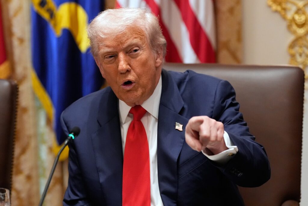 Trump diz que ninguém pode atravessar bloqueio imposto a petroleiros da Venezuela | Mundo