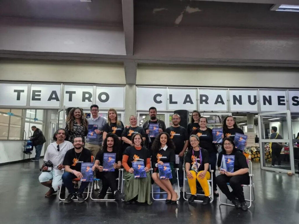 Diadema abre inscrições para nova edição da revista literária Diadema Escreve
