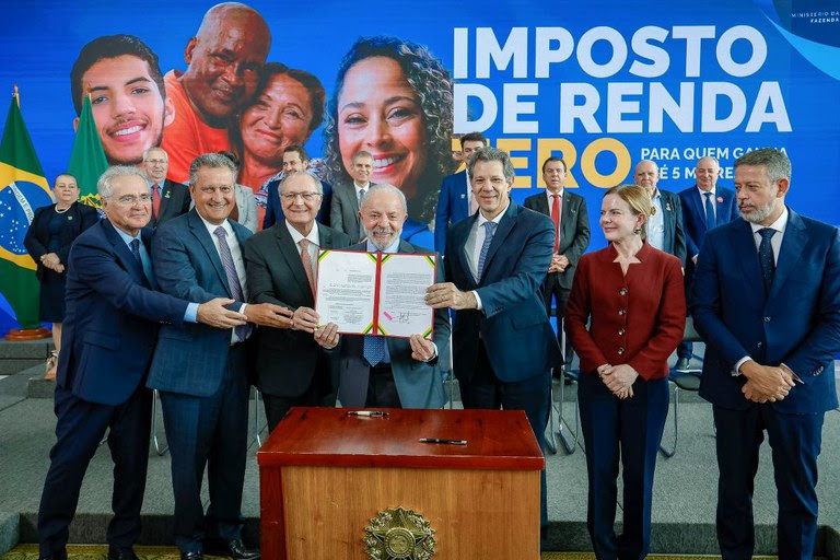 3,7 milhões de paulistas ficam isentos do Imposto de Renda após lei sancionada pelo presidente Lula