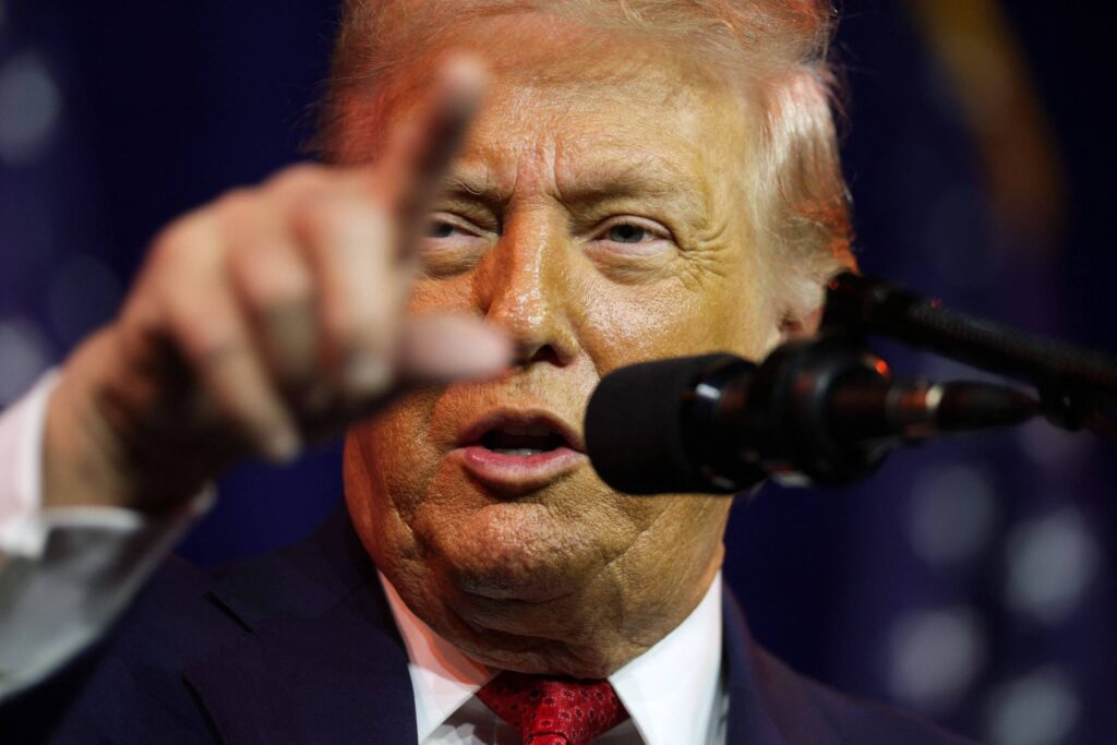 Trump ordena retirada dos EUA de 66 organizações - 08/01/2026 - Mundo