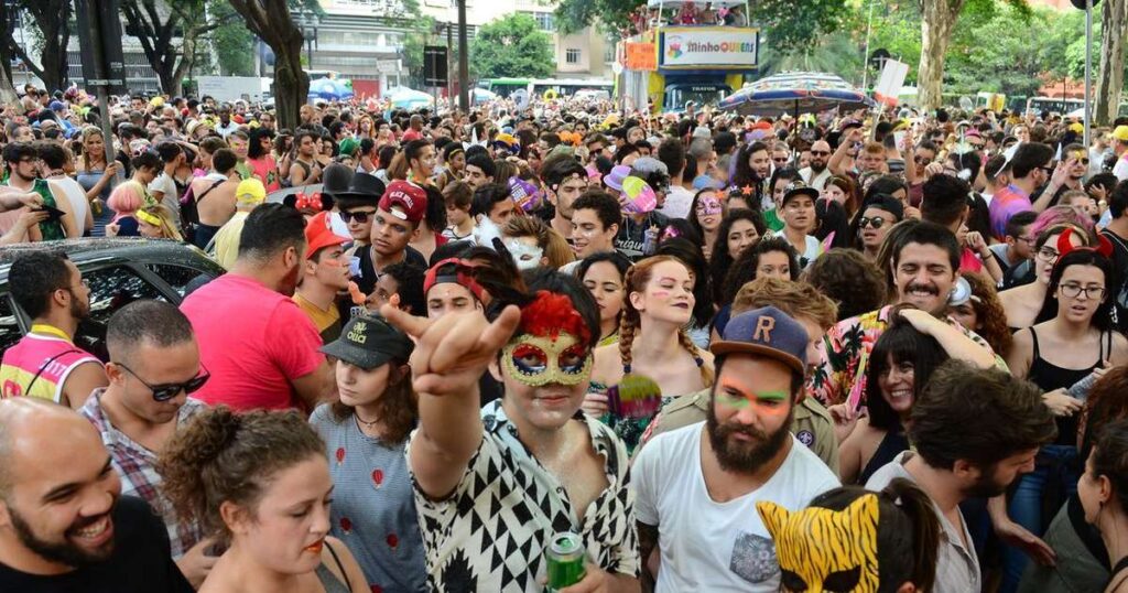 Hotéis próximos ao metrô para quem vai curtir o Carnaval de SP