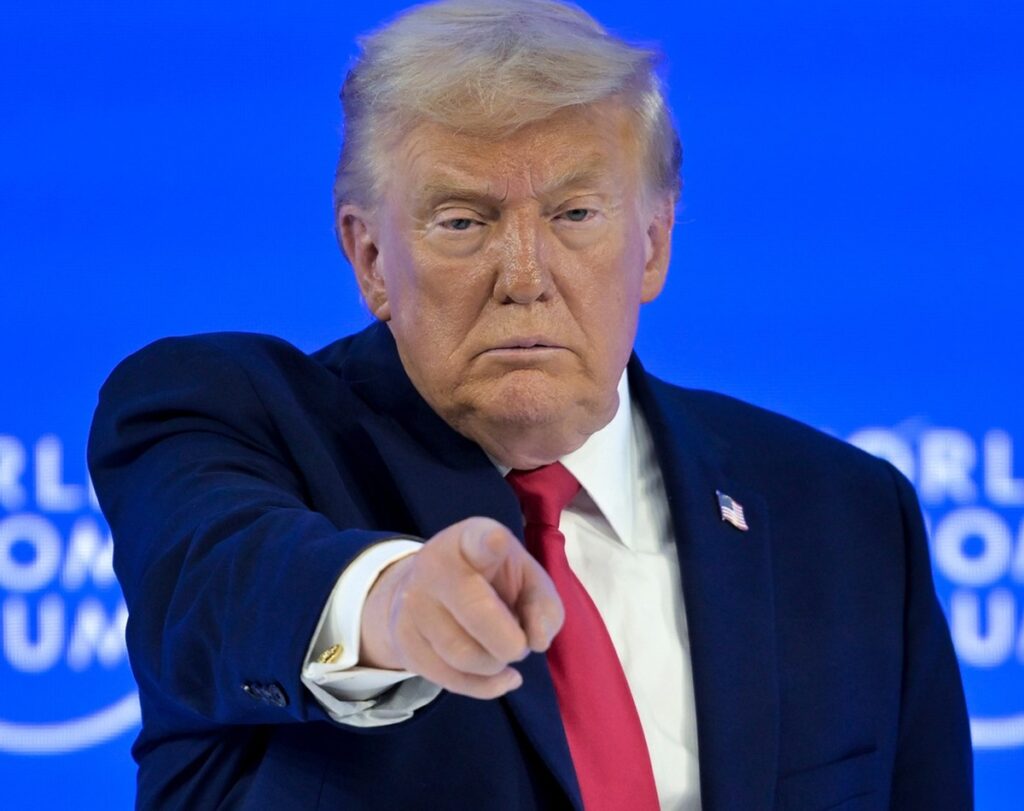 Trump avalia bloqueio naval às importações de petróleo de Cuba, diz site | Mundo