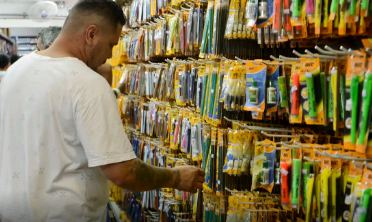 Preço de material escolar pode variar até 276% nas papelarias de SP