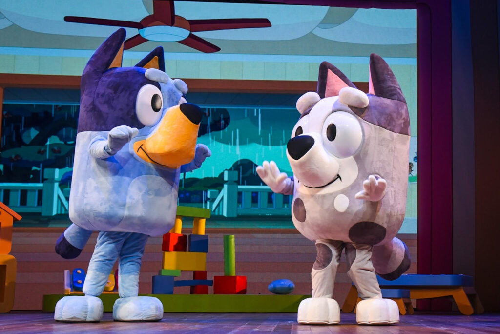 “Bluey Ao Vivo – Diversão em Família!” estreia no Teatro Claro Mais SP