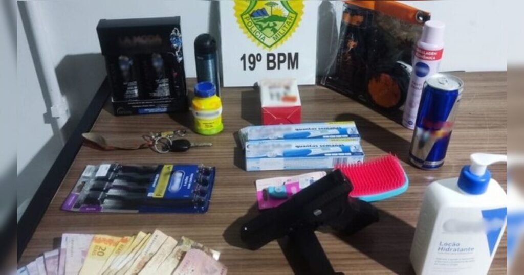 Homem fornece o próprio CPF em farmácia antes de anunciar assalto e acaba preso no PR