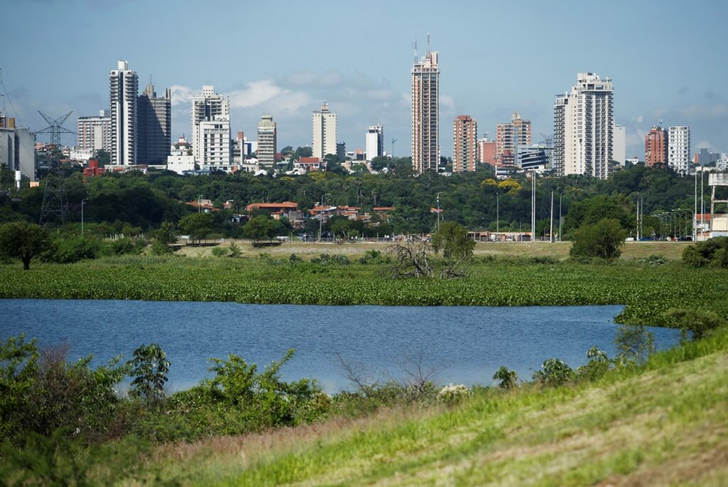 falha em Itaipu deixa capital do Paraguai às escuras