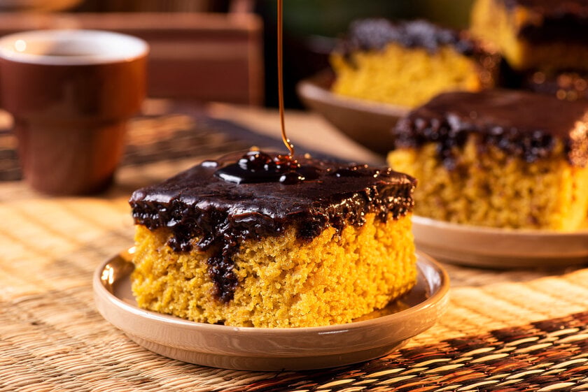 5 receitas irresistíveis de bolo de cenoura para o lanche da tarde
