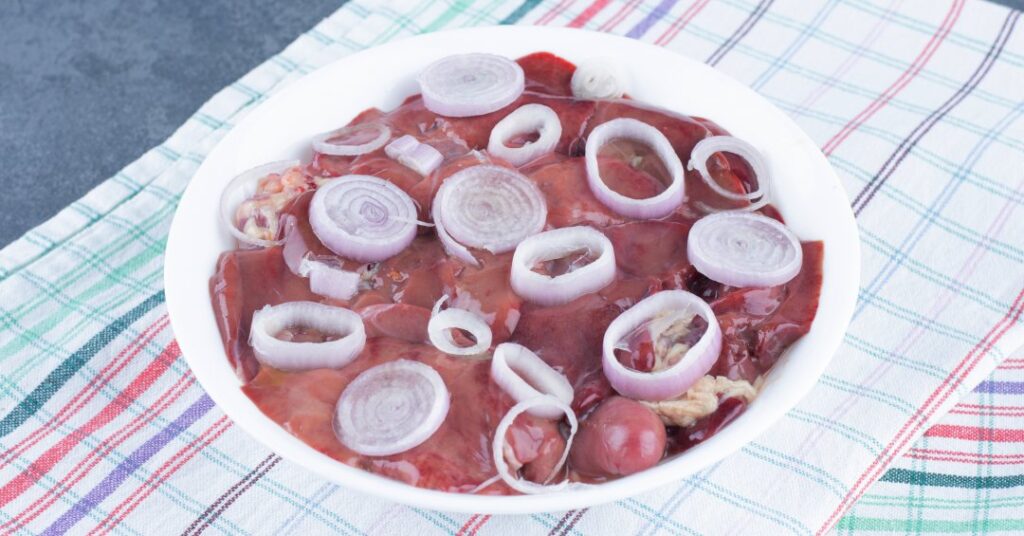 Como preparar fígado bovino? O jeito certo para aproveitar nutrientes e reduzir riscos