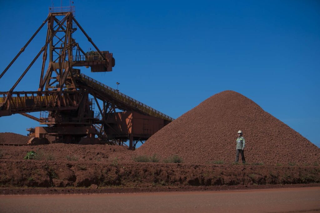 Fabricante chinesa de máquinas para mineração abandona mina de ouro na Colômbia | Mundo