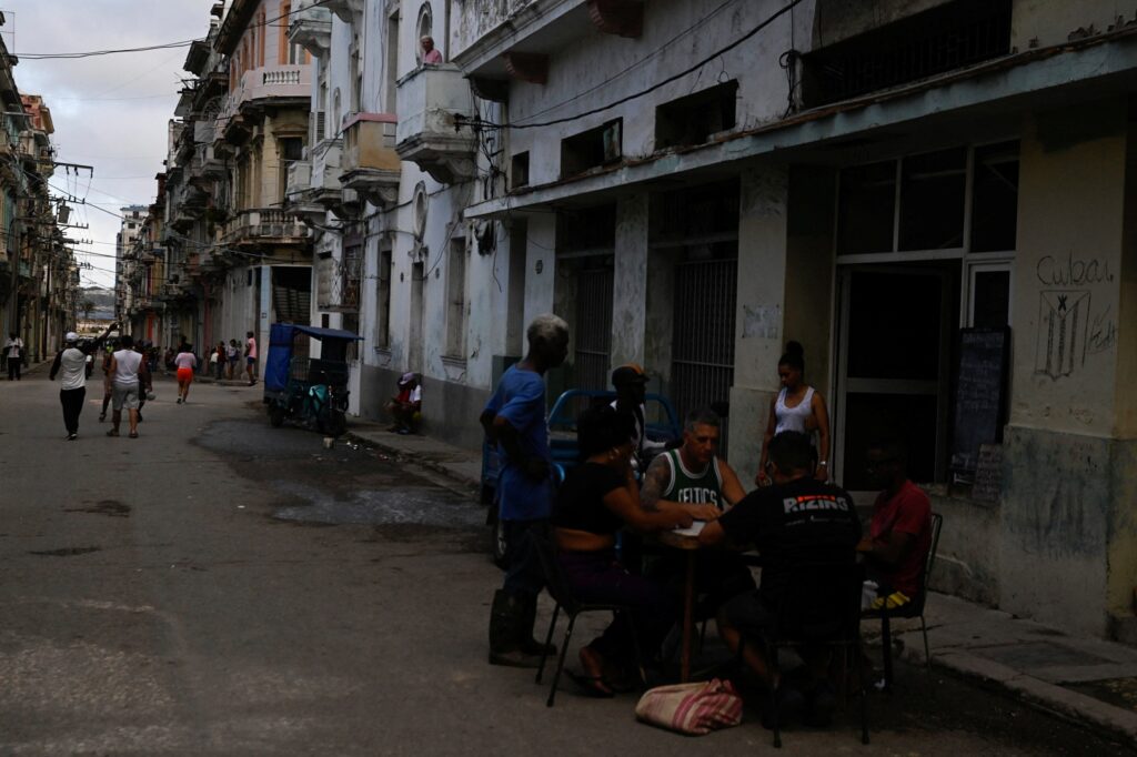 Apagão no lado oeste de Cuba deixa milhões de pessoas sem energia