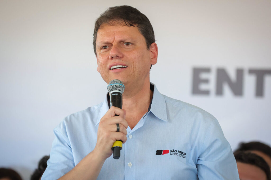 Tarcísio diz que nova ideia de subvenção do diesel é ‘razoável’ e SP deve aderir