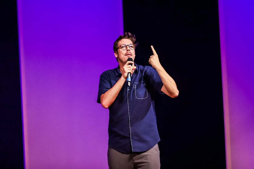 Fábio Porchat apresenta “Histórias do Porchat” em nova temporada no Teatro J. Safra