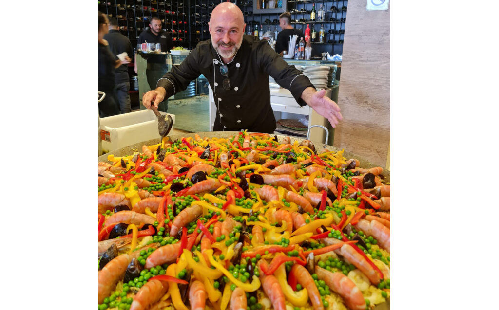 Garrafaria Paulista promove almoço com paella no Dia Internacional da Mulher