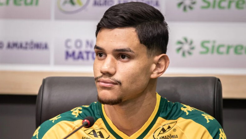 Guarani encaminha contratação de zagueiro campeão da Série C pela Ponte Preta