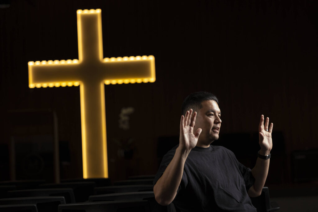 Igreja evangélica é como adolescente, diz pastor da Zion - 12/04/2026 - Cotidiano