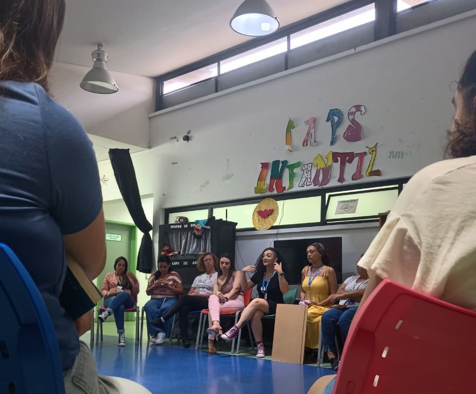 Em São Bernardo, CAPS AD Infantojuvenil promove ação de combate à violência contra as mulheres