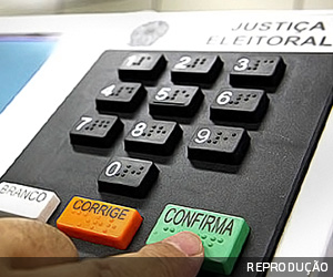 "Vamos continuar trabalhando" equivale a pedido explícito de voto
