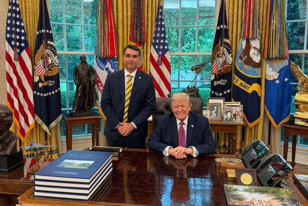 Petistas citam soberania e criticam ida de Flávio a Trump - 27/05/2026 - Política