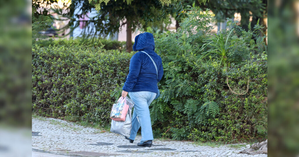 Após fim de semana de sol, ciclone traz frente fria e alerta de baixas temperaturas no PR