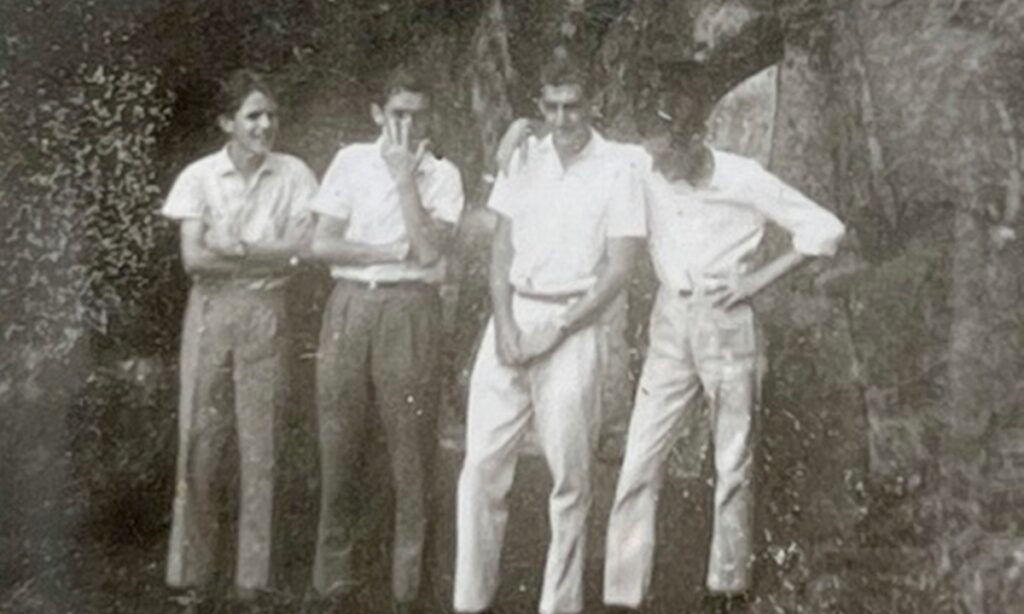 Crédito das fotos 1 – Álbum pessoal Diário do Grande ABC - Notícias e informações do Grande ABC: Santo André, São Bernardo, São Caetano, Diadema, Mauá, Ribeirão Pires e Rio Grande da Serra