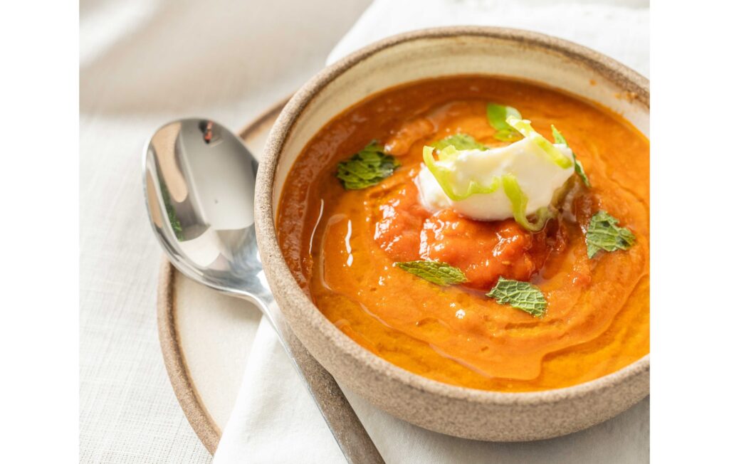 RECEITA: conheça a receita de creme de abóbora da chef Manu Buffara
