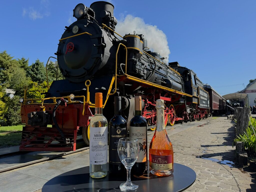 Passeio de trem L'Essenza del Vino da Maria Fumaça tem novos rótulos