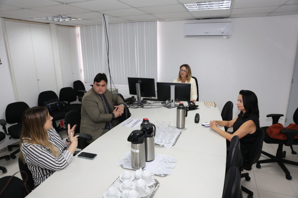 MPT-SE promove diálogo sobre inclusão e oportunidades para pessoas com deficiência
