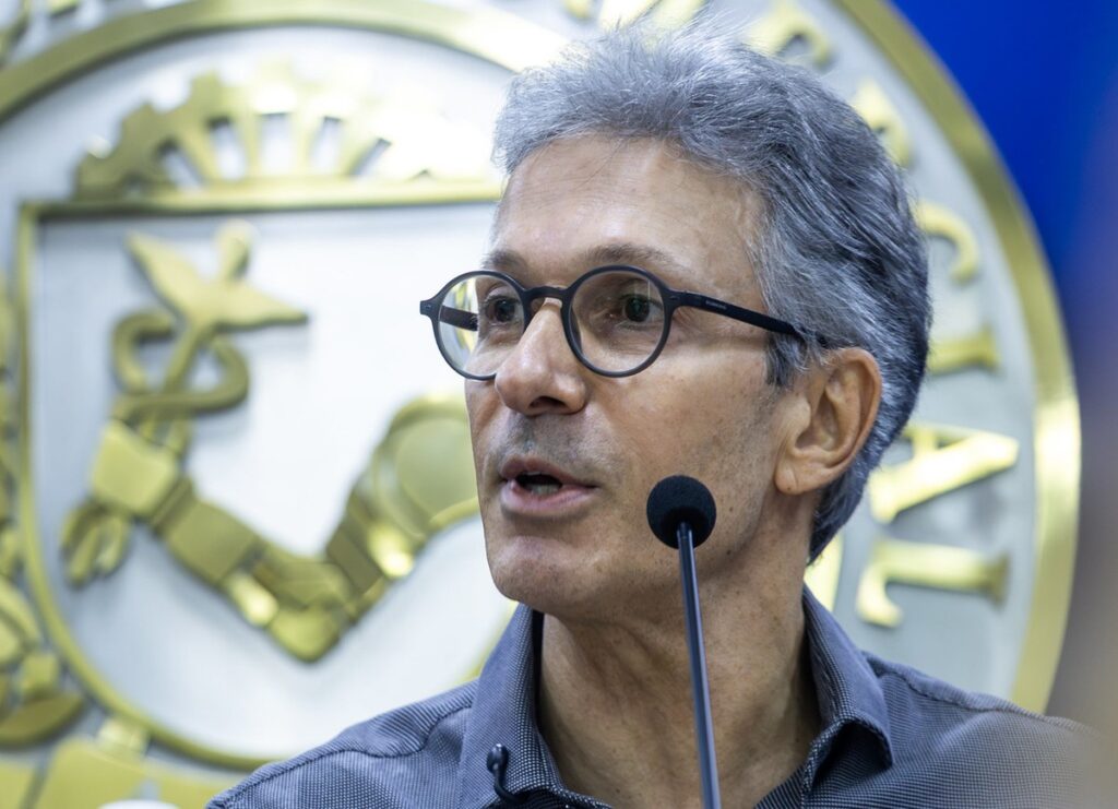 Zema diz que áudio de Flávio para Vorcaro é 'imperdoável', e Caiado cobra senador | Política