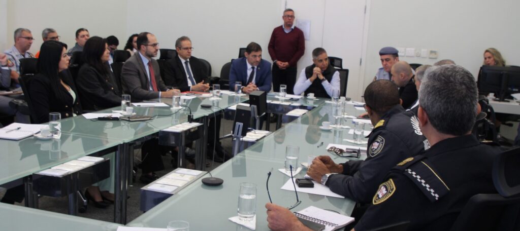 Estado de SP articula força-tarefa para fiscalizar esportes de aventura