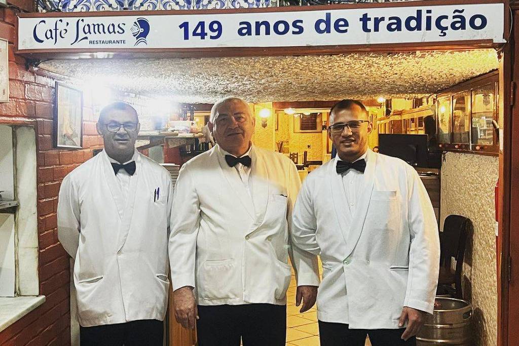 Incêndio atinge Café Lamas, de 152 anos, na zona sul do Rio - 17/06/2026 - Cotidiano