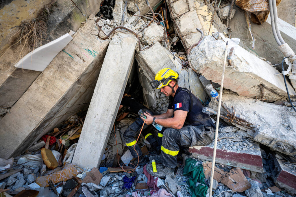 Terremotos Venezuela: 1.719 mortos e 5 mil feridos - 29/06/2026 - Mundo