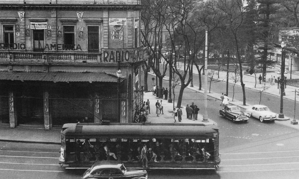 Crédito da foto 1 – Memória Paulista; Pedro Herbert Diário do Grande ABC - Notícias e informações do Grande ABC: Santo André, São Bernardo, São Caetano, Diadema, Mauá, Ribeirão Pires e Rio Grande da Serra