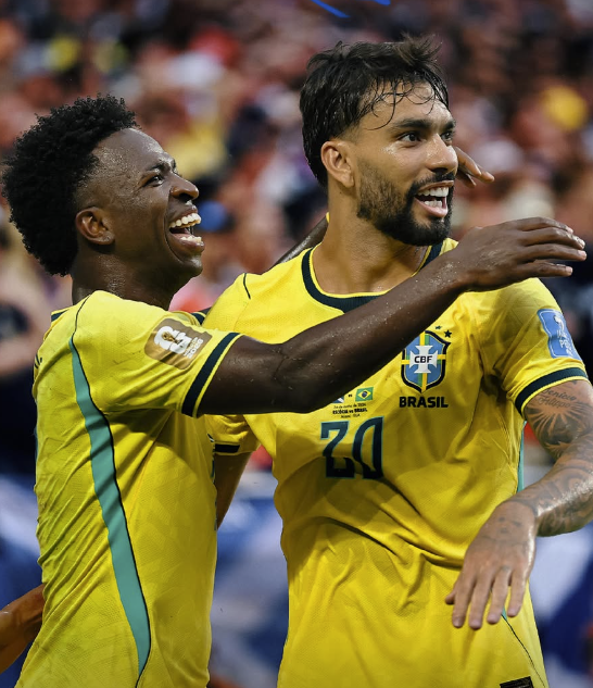 Brasil bate Escócia por 3 a 0 com autoridade e avança ao mata-mata da Copa