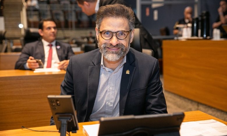 Pery Cartola celebra aprovação do Banco Municipal de Ração em SBC