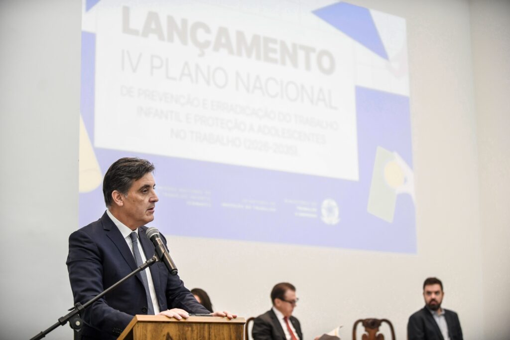 MPT participa do lançamento de plano nacional para erradicação do trabalho infantil