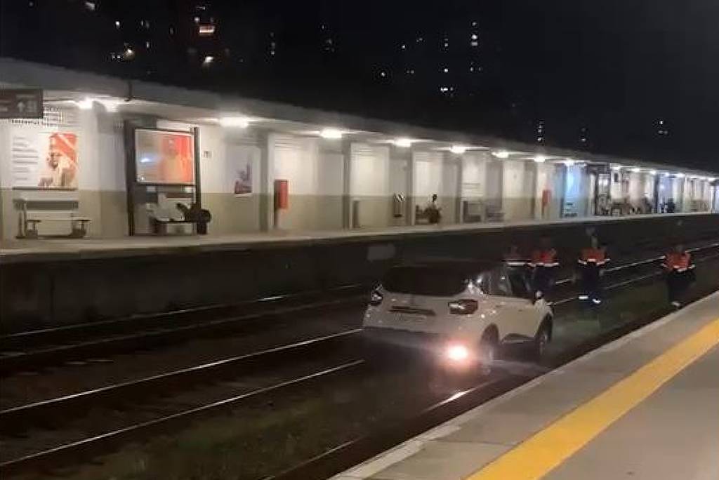 Vídeo: motorista invade trilhos do trem em SP e é detido - 11/07/2026 - Cotidiano
