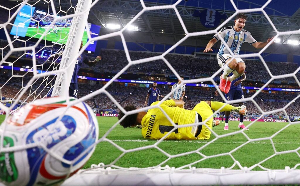 Argentina bate Cabo Verde na prorrogação e avança na Copa do Mundo